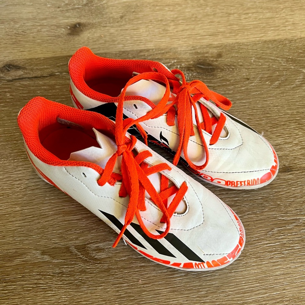 Adidas Messi Indoor soccer shoes